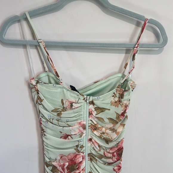 Lulus floral dress - Picture 5 of 8